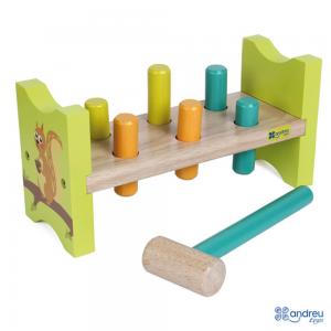 Andreu toys Дървена игра с чукче Катеричка